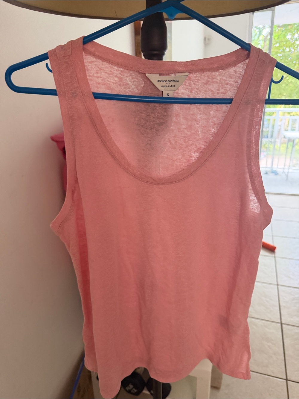 Banana Republic Pink Scoop Neck Tank Top